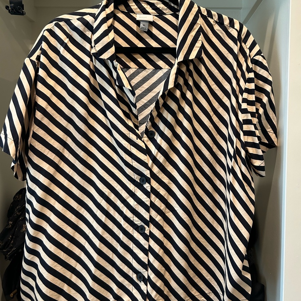 A New Day Black and Cream Diagonal Stripe Button-Down Shirt